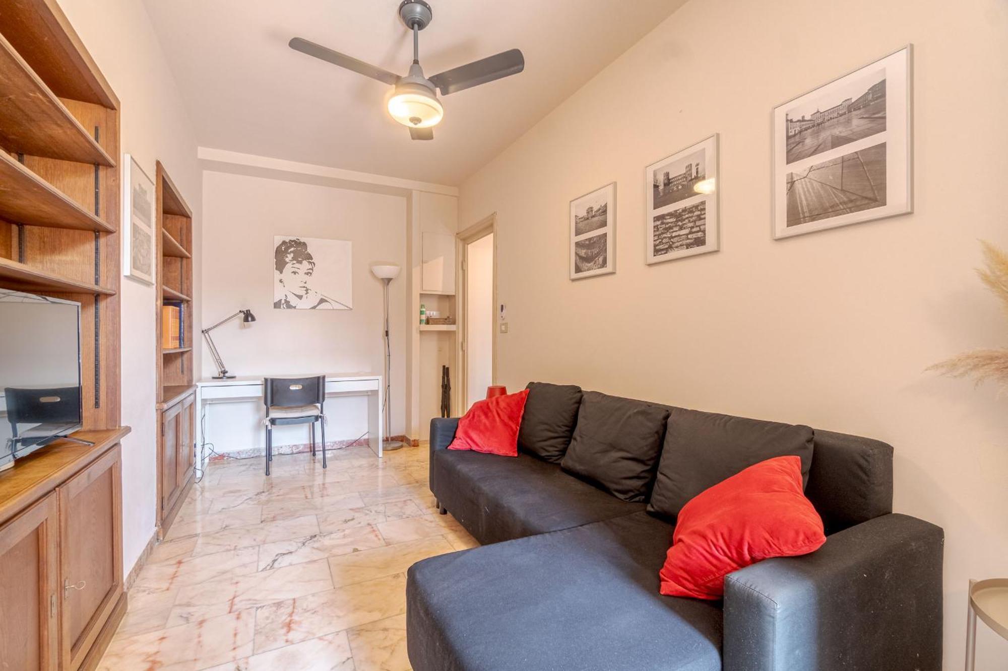 Апартаменти Casa Valeggio Attic Apt Few Steps From Porta Nuova Турин Екстер'єр фото